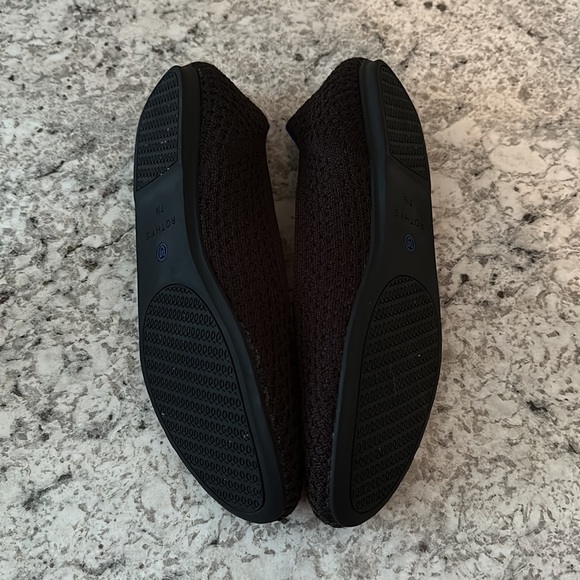 Like New Authentic Rothy’s - Picture 4 of 6